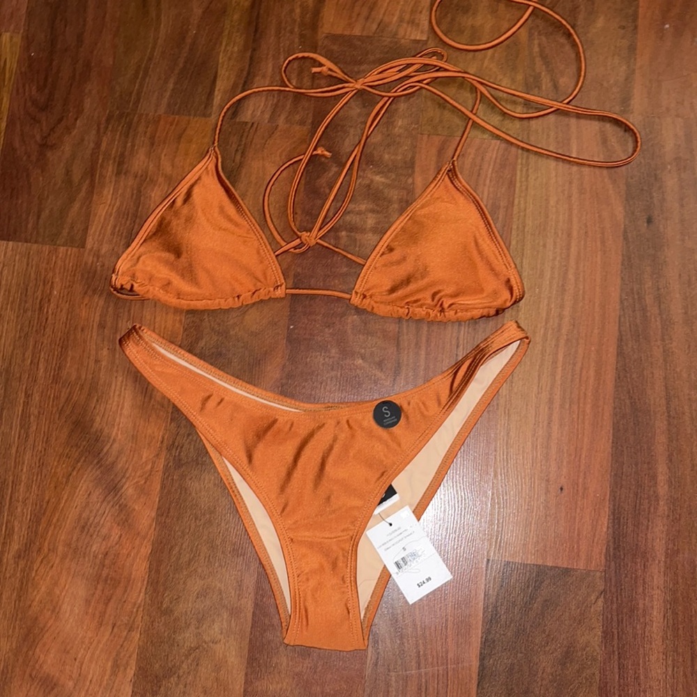 Cotton on bikini set in rust/orange.